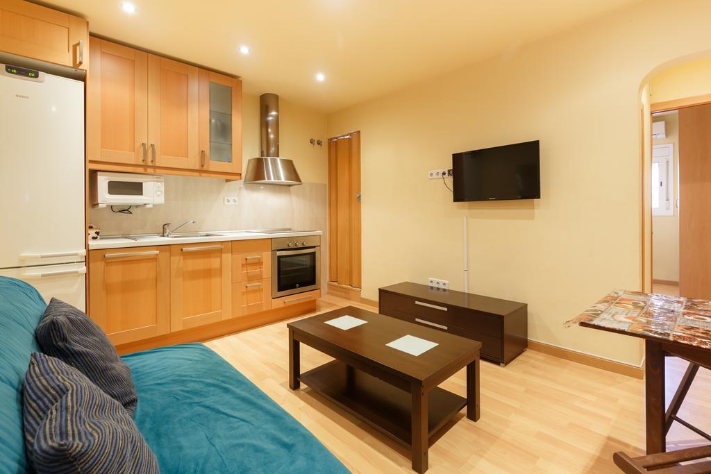 Apartment Bed&Bcn Sant Andreu II บาร์เซโลนา ภายนอก รูปภาพ