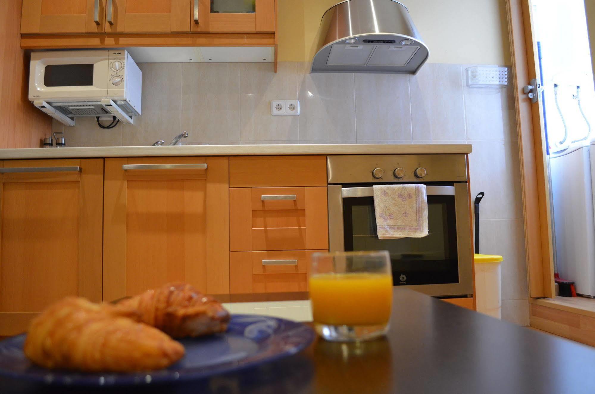 Apartment Bed&Bcn Sant Andreu II บาร์เซโลนา ภายนอก รูปภาพ